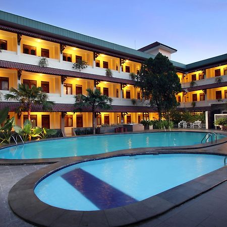 Cakra Kembang Hotel Kejayan Екстериор снимка