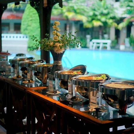 Cakra Kembang Hotel Kejayan Екстериор снимка