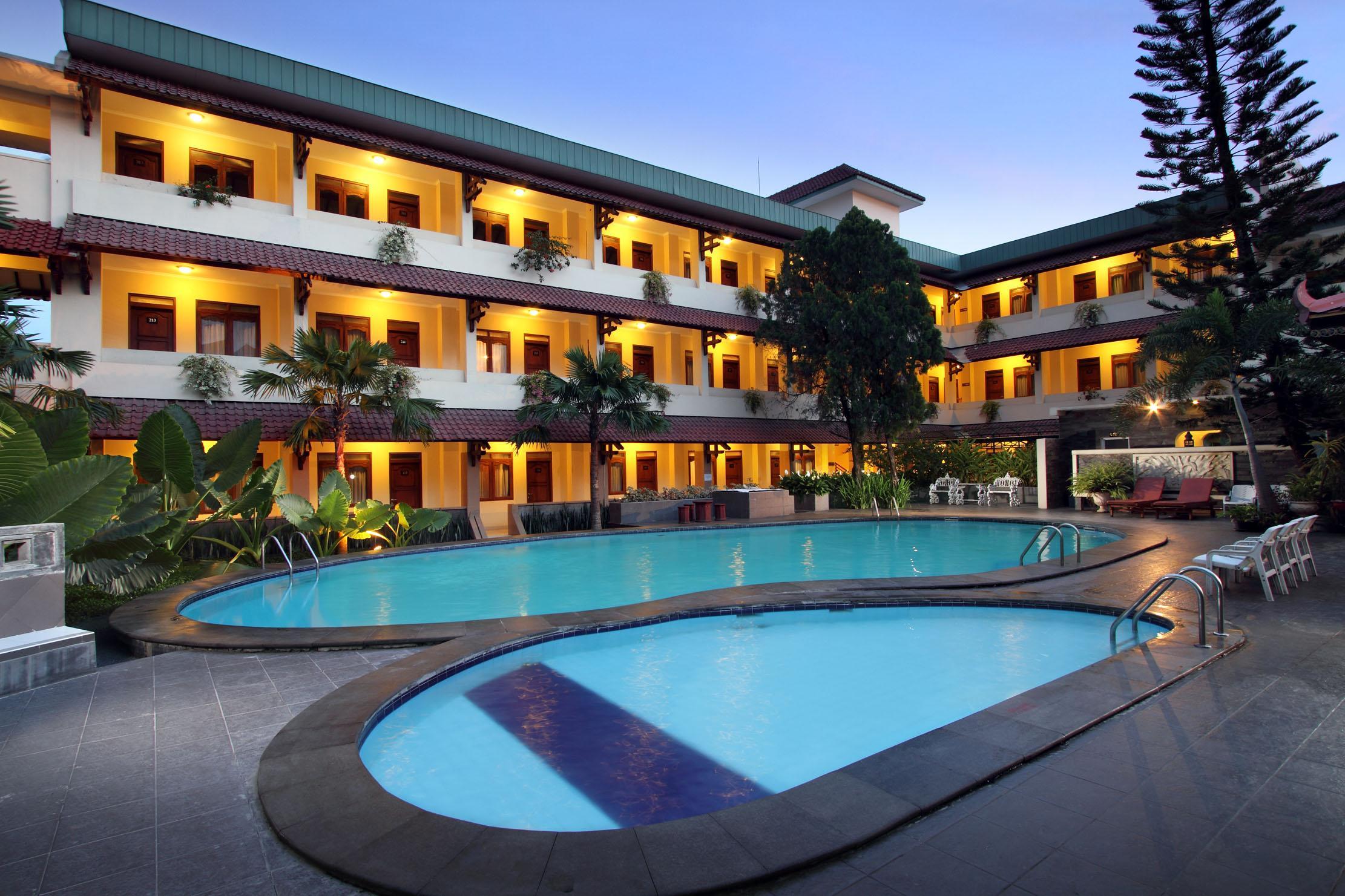 Cakra Kembang Hotel Kejayan Екстериор снимка