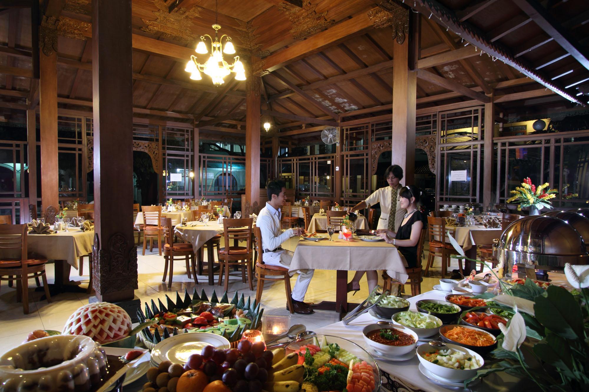 Cakra Kembang Hotel Kejayan Екстериор снимка