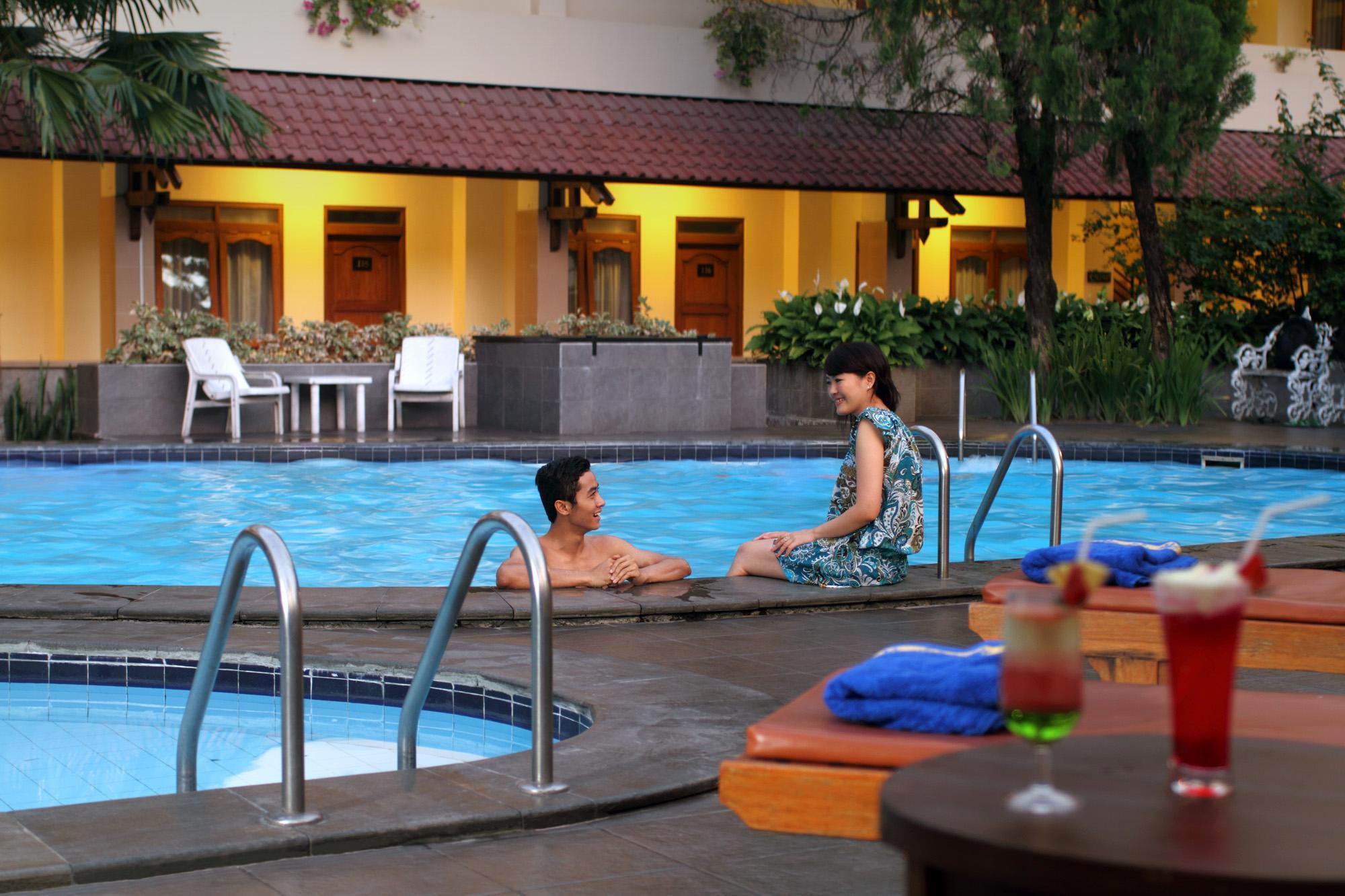 Cakra Kembang Hotel Kejayan Екстериор снимка