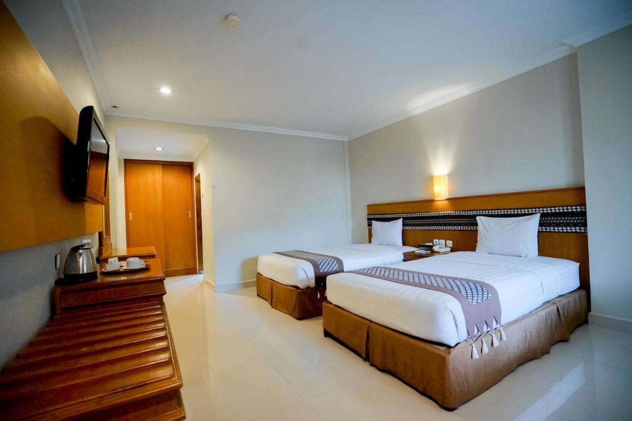 Cakra Kembang Hotel Kejayan Екстериор снимка