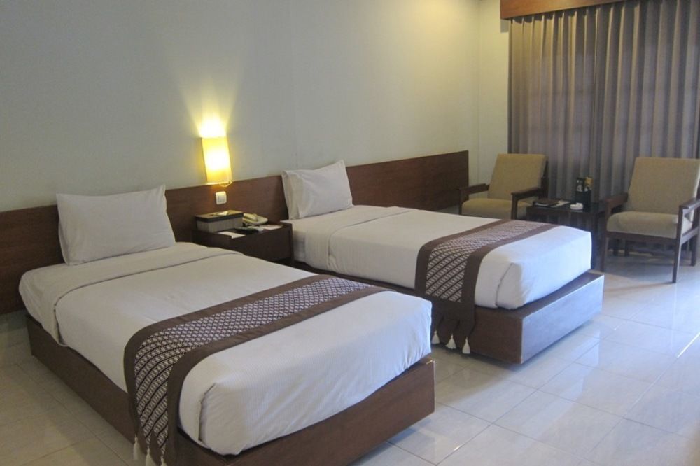 Cakra Kembang Hotel Kejayan Екстериор снимка