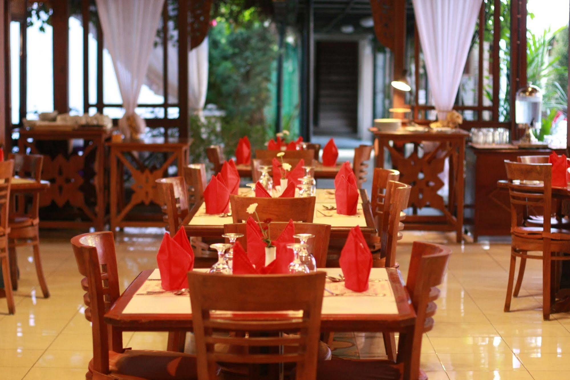 Cakra Kembang Hotel Kejayan Екстериор снимка